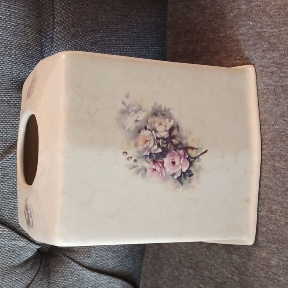 Tissue box cover - Picture 2 of 9